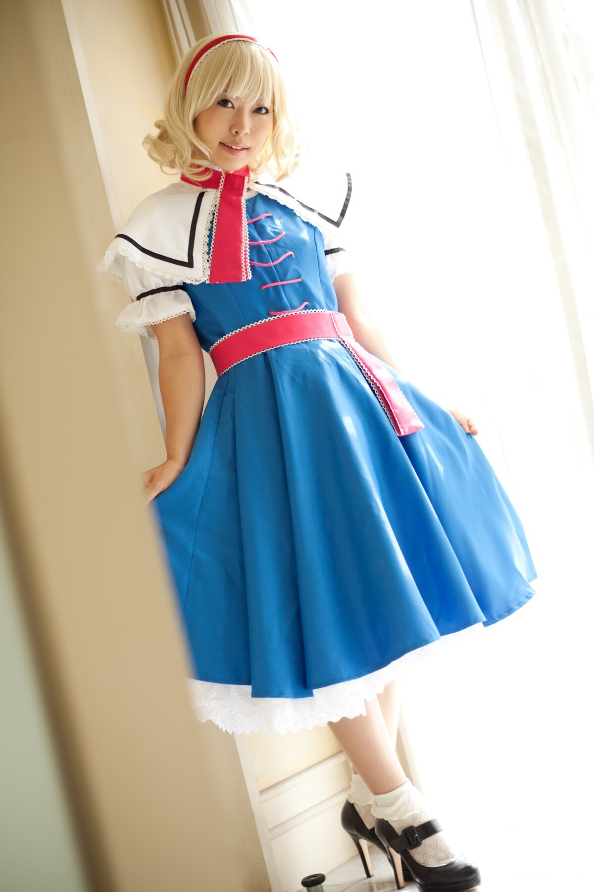 [Cosplay] New Touhou Project Cosplay  Hottest Alice Margatroid ever